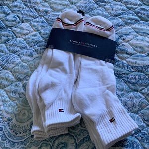2 packages in lot Tommy Hilfiger 90% cotton socks